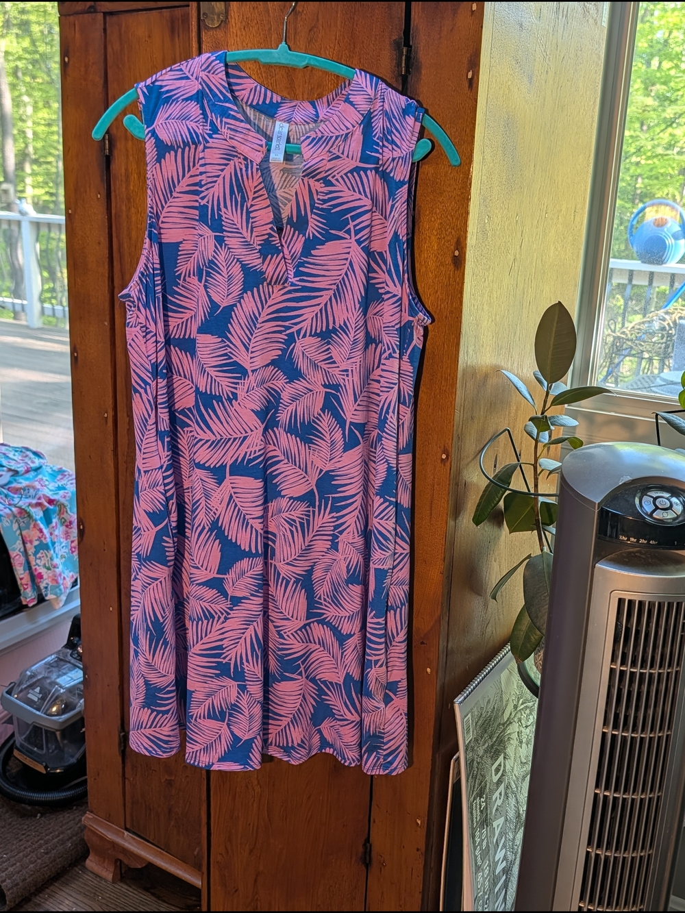 Dear Scarlett XL Sleeveless Tropical Leaf Shift Dress - Pink & Navy